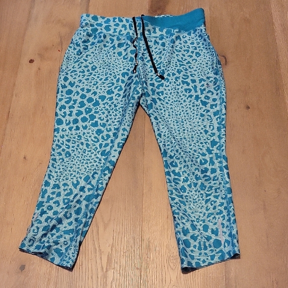 Nike Athletic Running Capri Leggings Size Large Teal - Picture 1 of 7